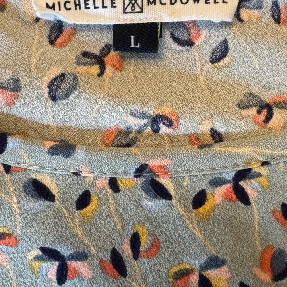 Floral Ruffle Blouse - Picture 6 of 7